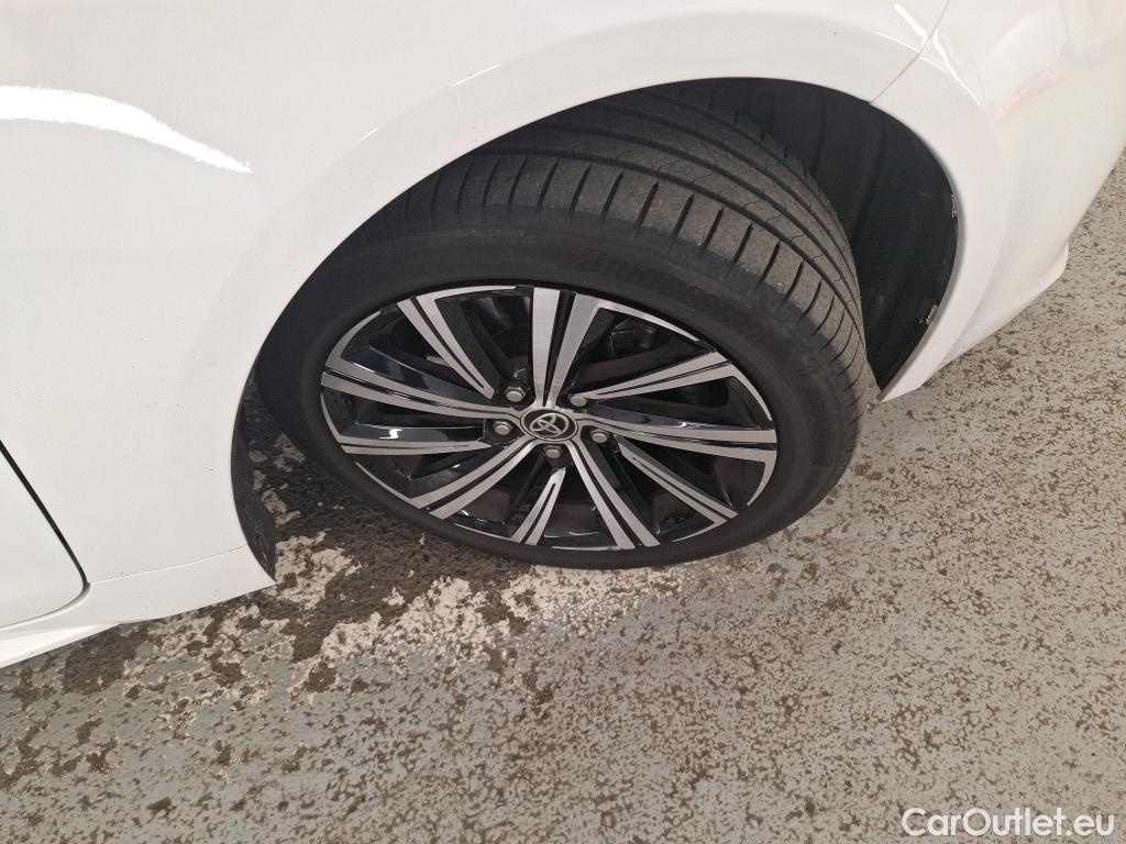  Toyota  Corolla TOYOTA  / 2018 / 5P / Berline Hybride 184h Design #34