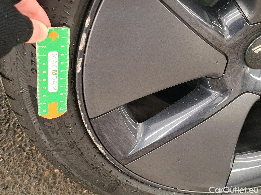  Tesla  Model 3 TESLA  / 2018 / 4P / Berline - / VO RECONDITIONNE - PHOTOS AVANT RECONDITIONNEMENT #16