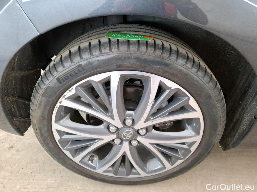  Toyota  Yaris TOYOTA  Hybride / 2019 / 5P / Berline Hybride 116h Iconic #21