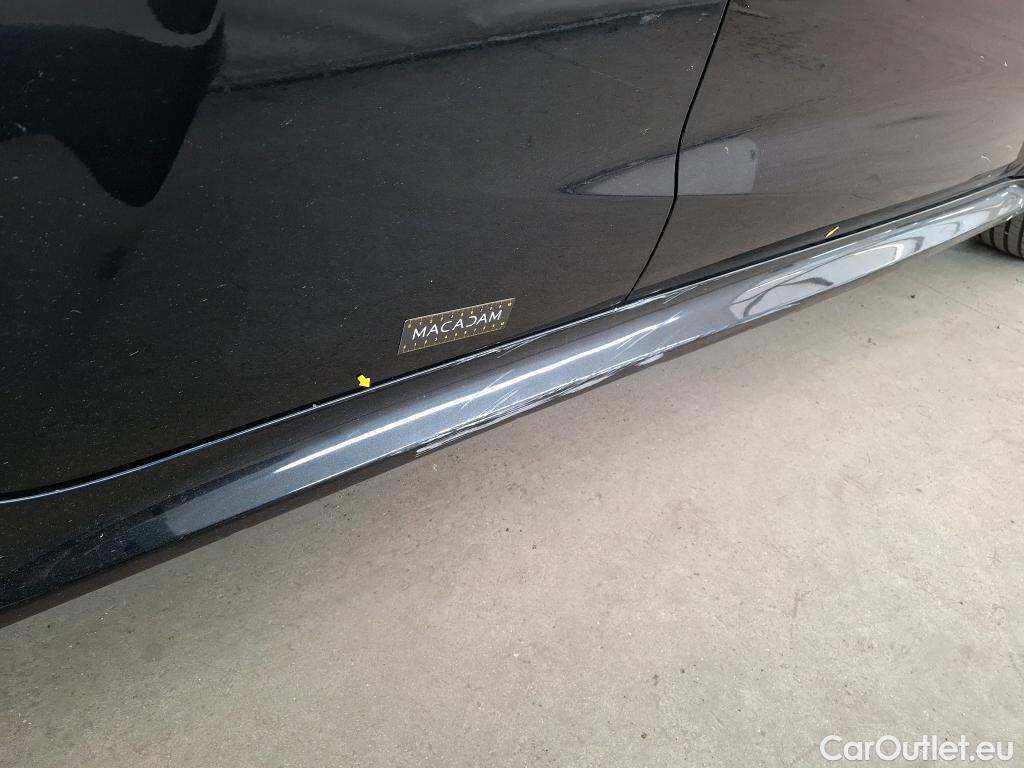  Toyota  Yaris TOYOTA  Hybride / 2019 / 5P / Berline Hybride 116h Design #13