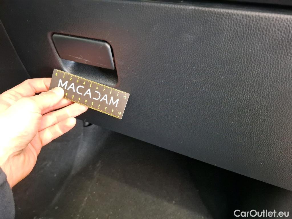  Toyota  Yaris TOYOTA  Hybride / 2019 / 5P / Berline Hybride 116h Design #15