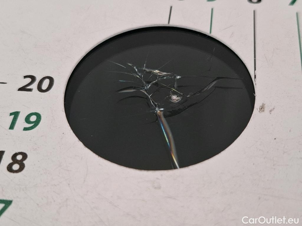  Tesla  Model Y TESLA  / 2020 / 5P / SUV Grand Autonomie Dual Motor AWD #2