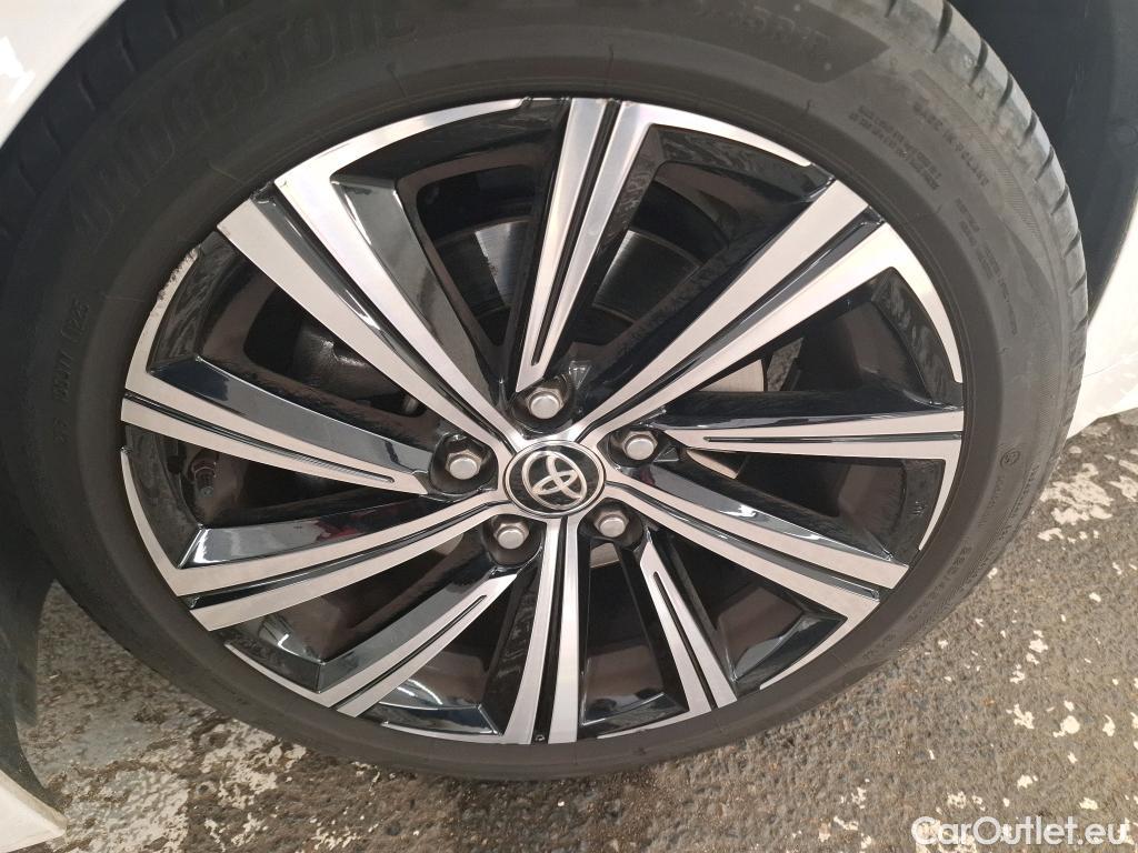  Toyota  Corolla TOYOTA  / 2018 / 5P / Berline Hybride 184h Design #17