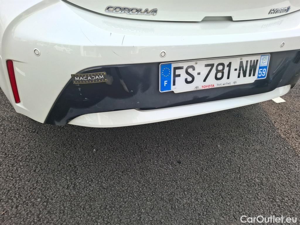  Toyota  Corolla TOYOTA  / 2018 / 5P / Berline Hybride 122h Dynamic Business #32