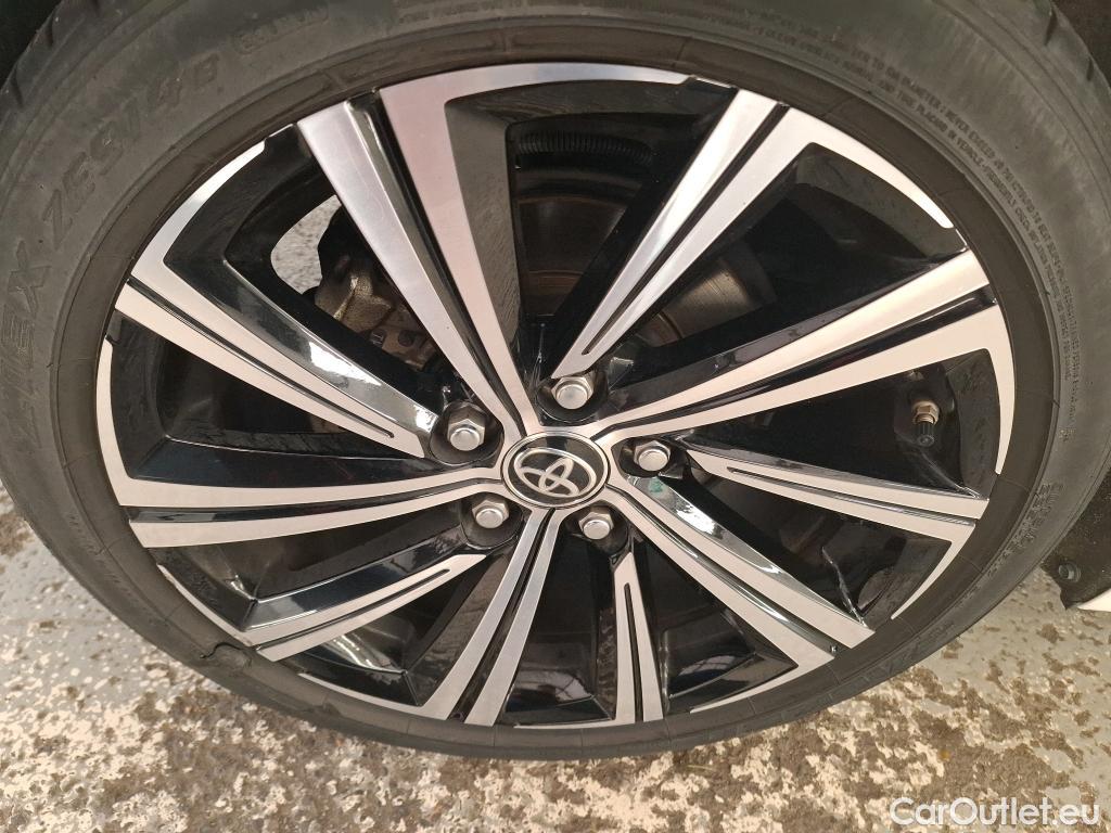  Toyota  Corolla TOYOTA  / 2018 / 5P / Berline Hybride 184h Design #32