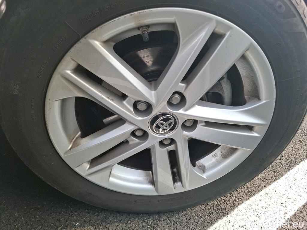  Toyota  Corolla TOYOTA  / 2018 / 5P / Berline Hybride 122h Dynamic Business #18