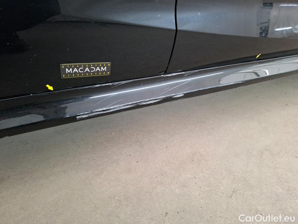  Toyota  Yaris TOYOTA  Hybride / 2019 / 5P / Berline Hybride 116h Design #14