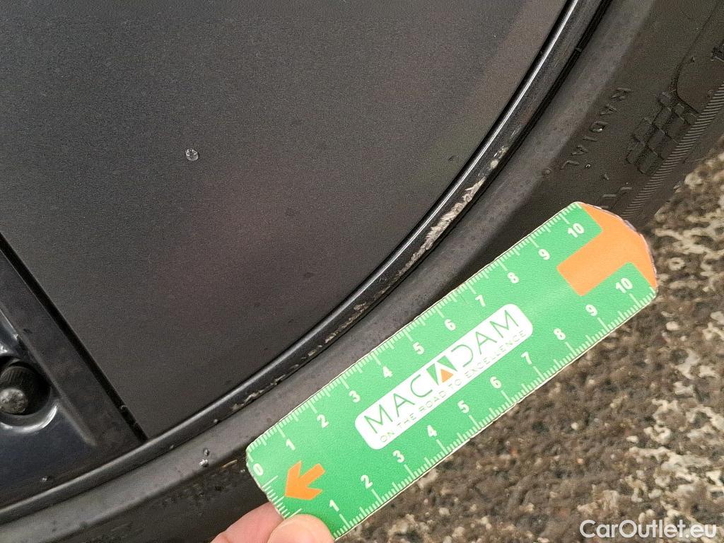  Tesla  Model 3 TESLA  / 2018 / 4P / Berline - / VO RECONDITIONNE - PHOTOS AVANT RECONDITIONNEMENT #17