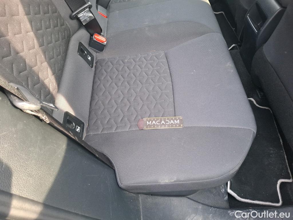  Toyota  Corolla TOYOTA  / 2018 / 5P / Berline Hybride 122h Dynamic Business #10