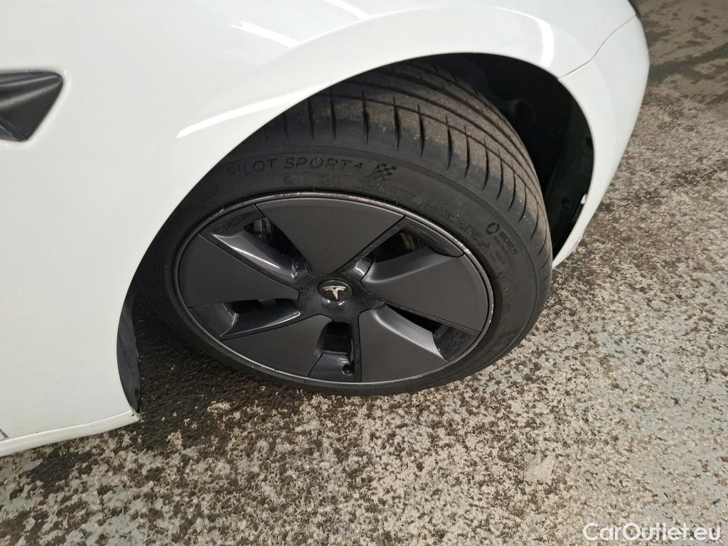  Tesla  Model 3 TESLA  / 2018 / 4P / Berline - / VO RECONDITIONNE - PHOTOS AVANT RECONDITIONNEMENT #18