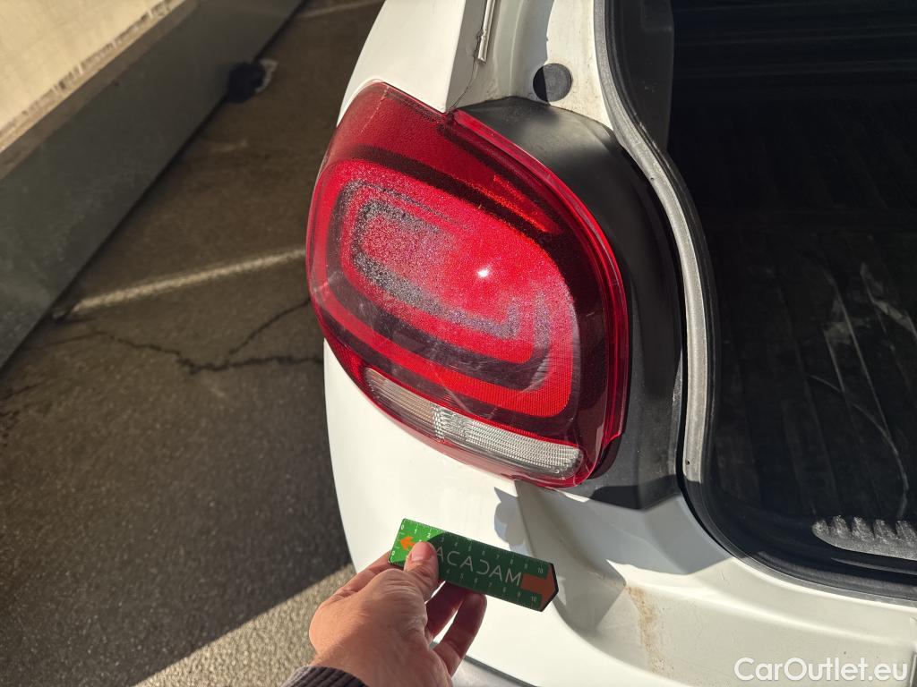  Citroen  C3  Société Feel 1.5 BlueHDI 100CV BVM6 E6d #6