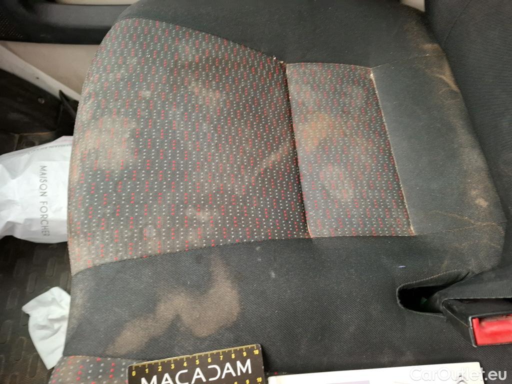  Citroen  Jumper CITROEN  VU 4p Fourgon 35 L2H2 BlueHDi 130 BVM6 Confort #68