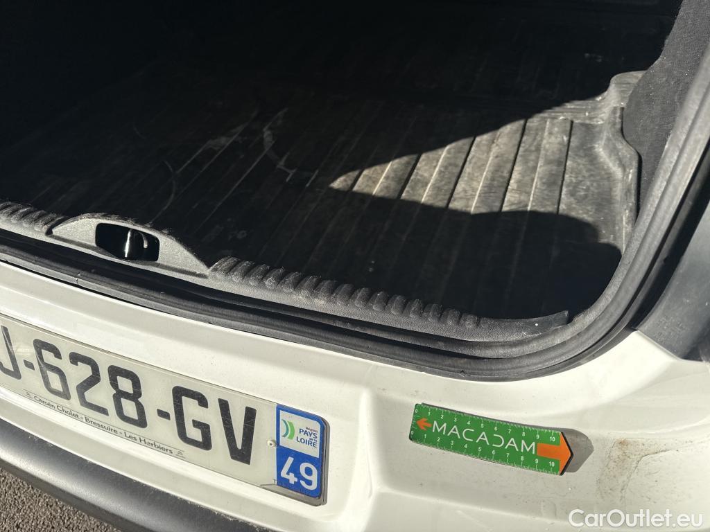  Citroen  C3  Société Feel 1.5 BlueHDI 100CV BVM6 E6d #11