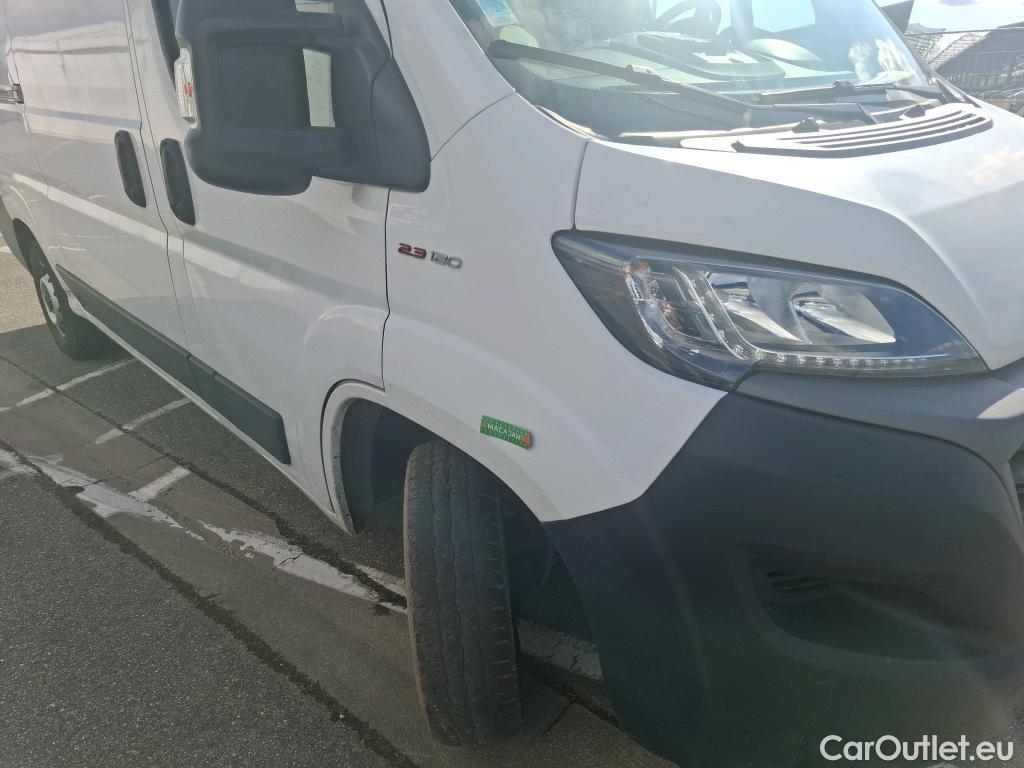  Fiat  Ducato FIAT  / 2014 / 4P / Fourgon tôlé 3.0 M H2 2.3 Multijet 120 Pack Pro Nav #52