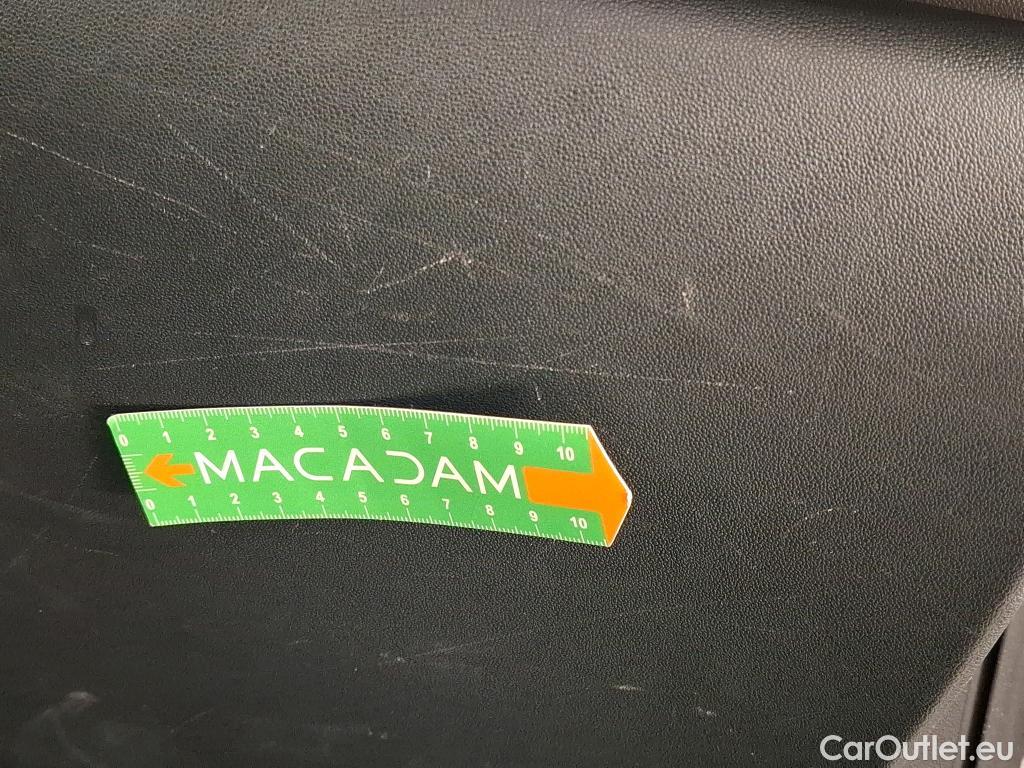  Citroen  C3 CITROEN  Société / 2020 / 5P / Berline / VU PureTech 83 S&S BVM Feel Nav #8