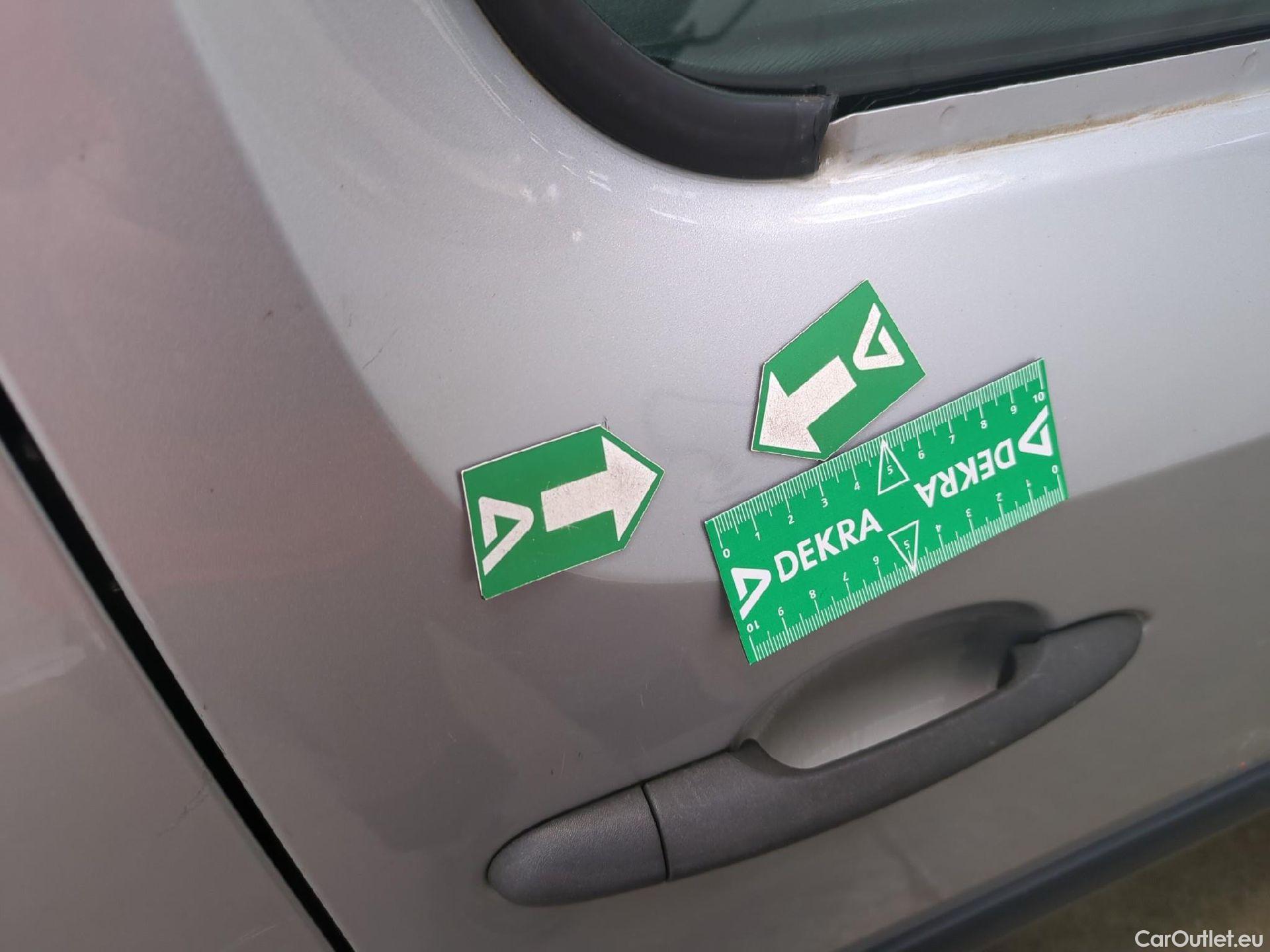  Renault  Kangoo  Express Extra (Série Spéciale) 1.5 dCi 90CV BVM5 E6 #46