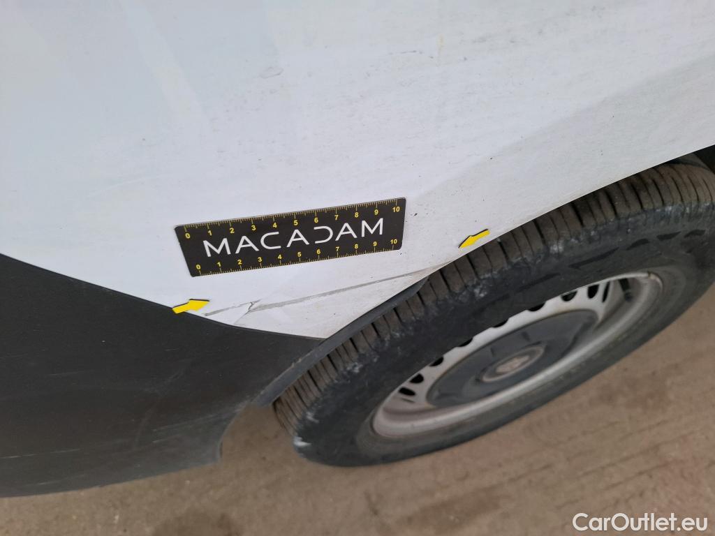  Renault  Kangoo RENAULT  / 2021 / 4P / Fourgonnette GD CONFORT - BLUE DCI 95 #30