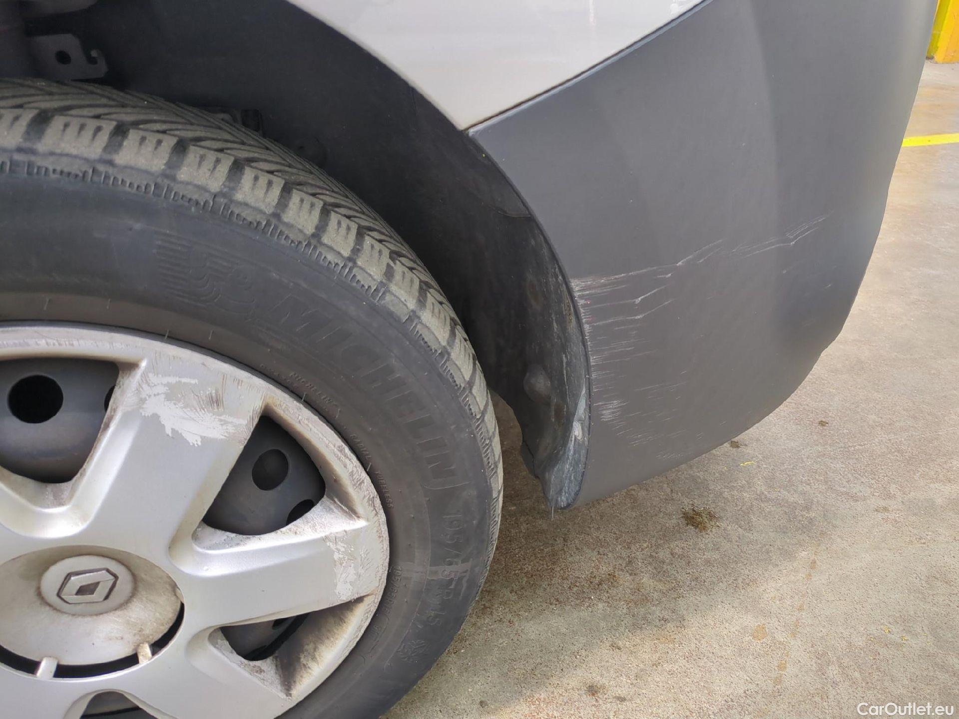  Renault  Kangoo  Express Extra (Série Spéciale) 1.5 dCi 90CV BVM5 E6 #31