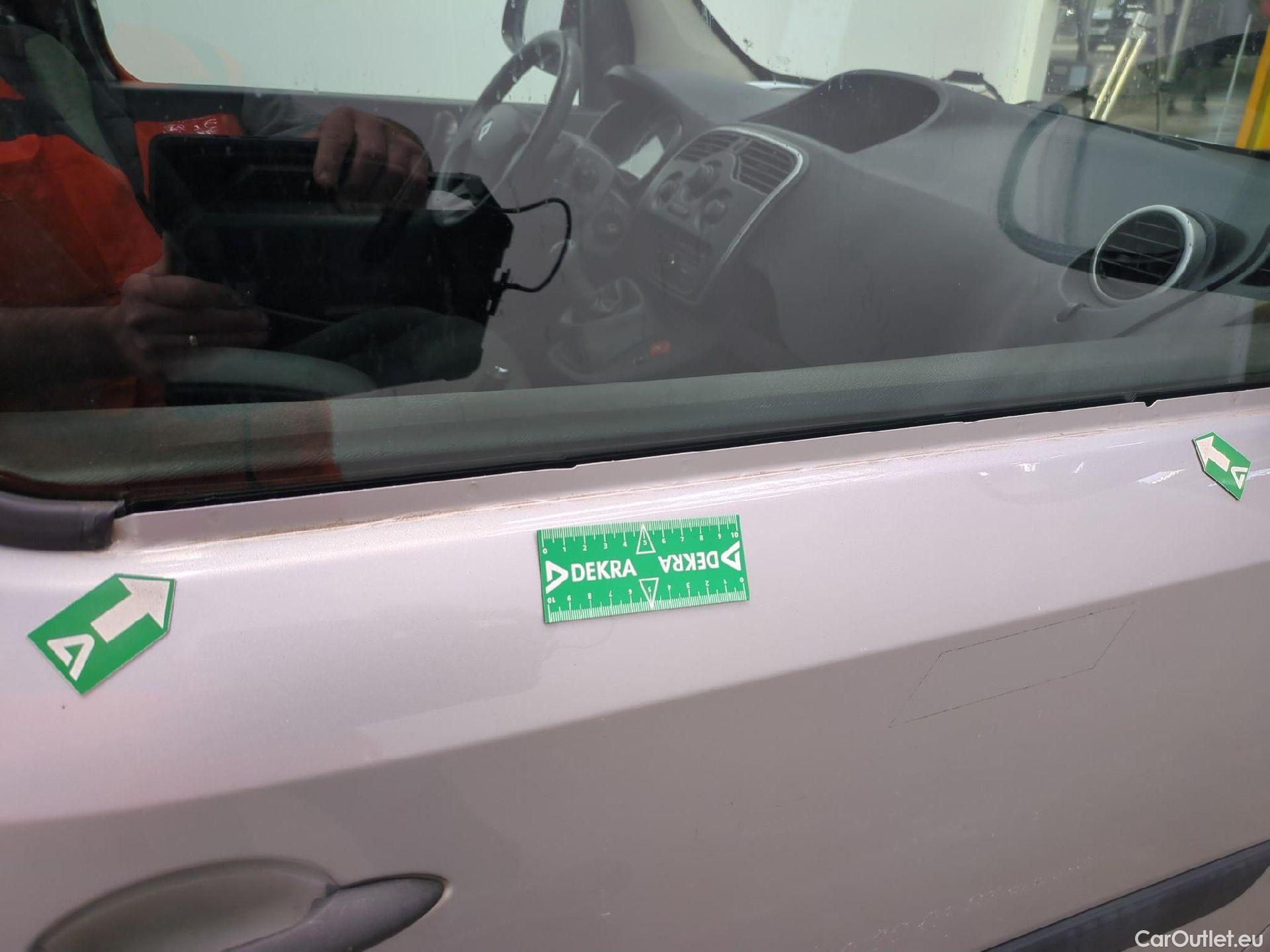  Renault  Kangoo  Express Extra (Série Spéciale) 1.5 dCi 90CV BVM5 E6 #44