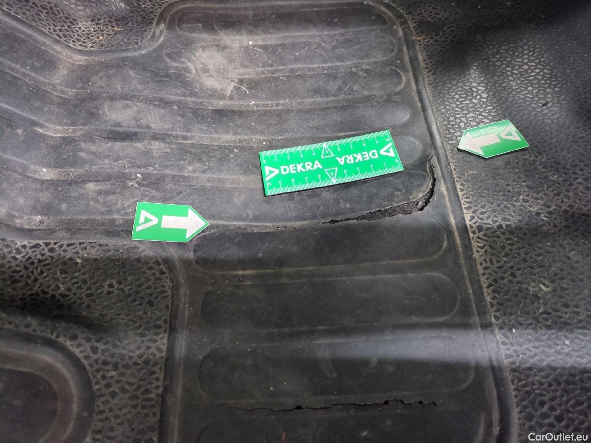  Renault  Kangoo  Express Extra (Série Spéciale) 1.5 dCi 90CV BVM5 E6 #12