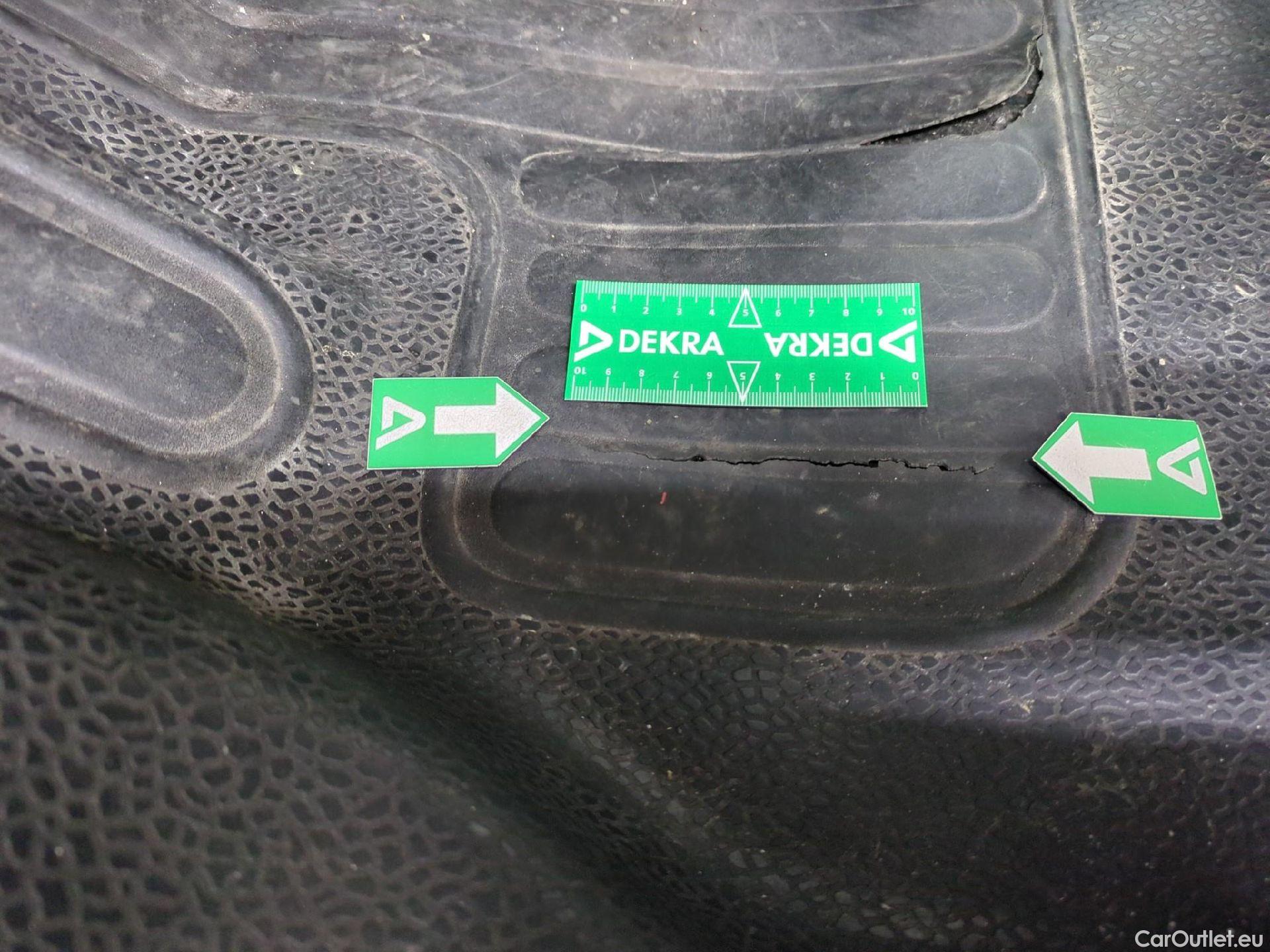  Renault  Kangoo  Express Extra (Série Spéciale) 1.5 dCi 90CV BVM5 E6 #11