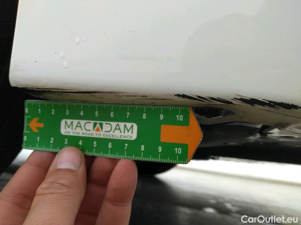  Peugeot  208  Premium 1.5 HDi 100CV BVM6 E6d #4