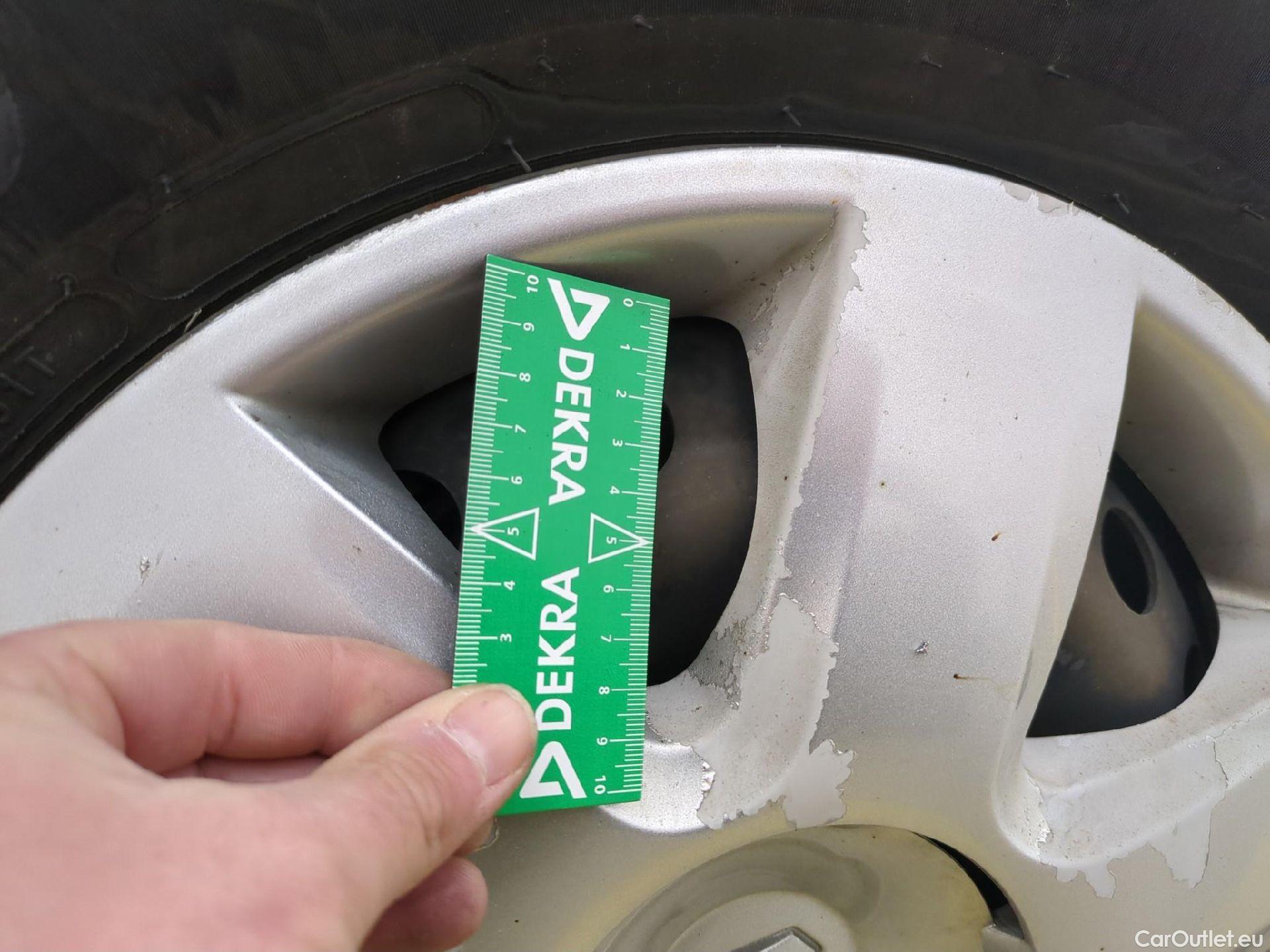  Renault  Kangoo  Express Extra (Série Spéciale) 1.5 dCi 90CV BVM5 E6 #19