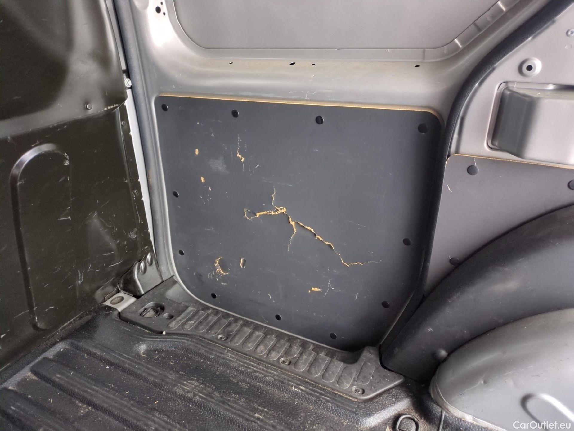  Renault  Kangoo  Express Extra (Série Spéciale) 1.5 dCi 90CV BVM5 E6 #22