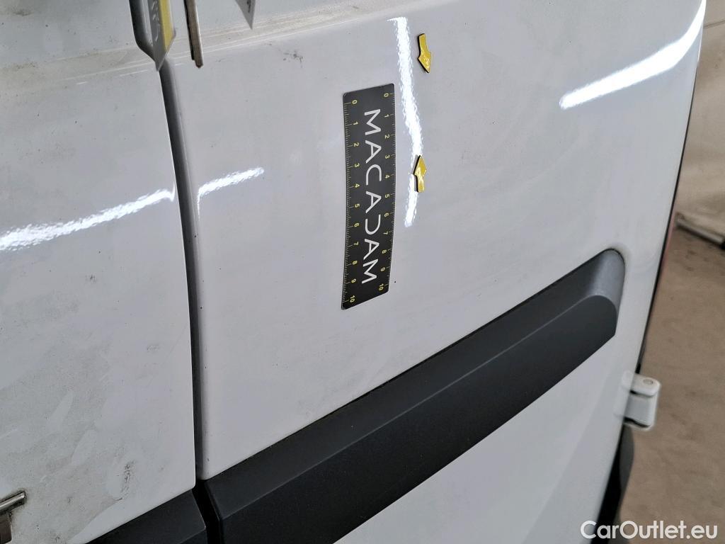  Renault  Kangoo RENAULT  / 2021 / 4P / Fourgonnette GD CONFORT - BLUE DCI 95 #34