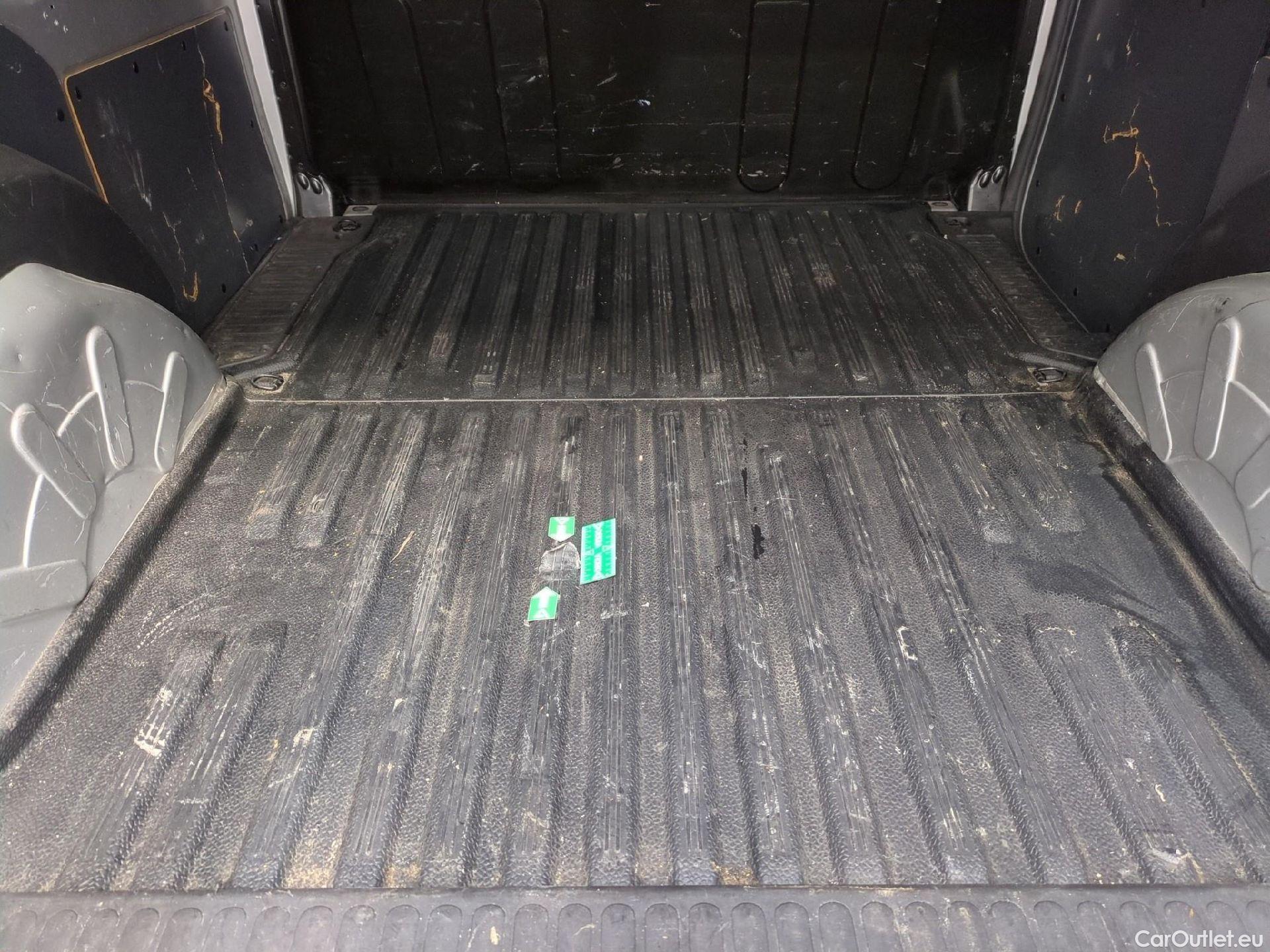  Renault  Kangoo  Express Extra (Série Spéciale) 1.5 dCi 90CV BVM5 E6 #21