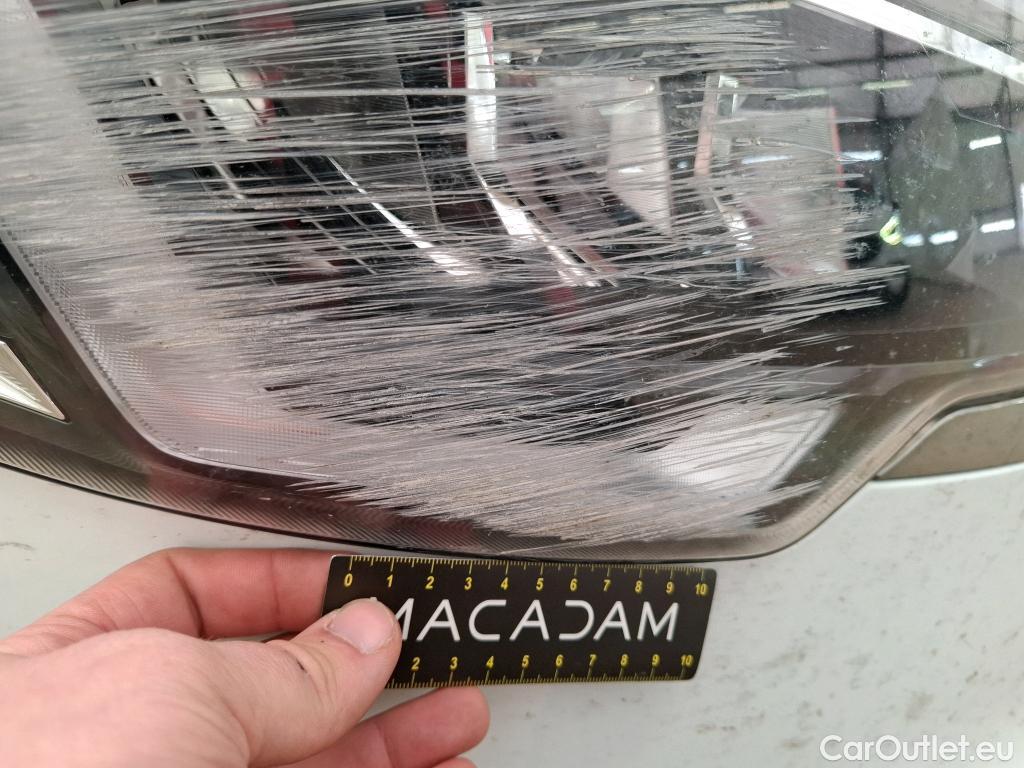  Renault  Trafic RENAULT  / 2021 / 4P / Fourgon tôlé CA CF L1H1 3T Blue dCi 150 #3