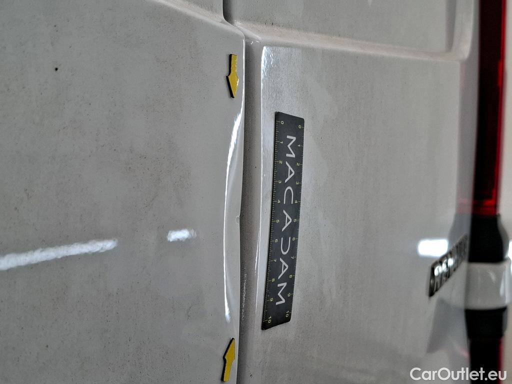  Renault  Trafic RENAULT  / 2021 / 4P / Fourgon tôlé CA CF L1H1 3T Blue dCi 150 #25