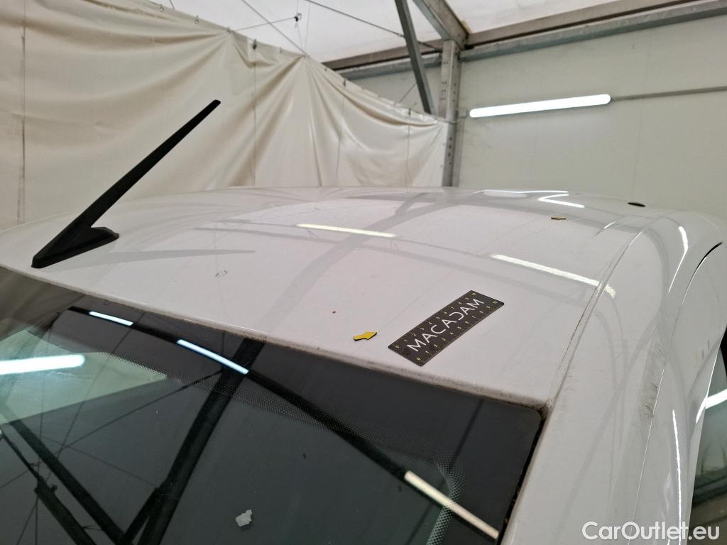  Renault  Kangoo RENAULT  / 2021 / 4P / Fourgonnette GD CONFORT - BLUE DCI 95 #44