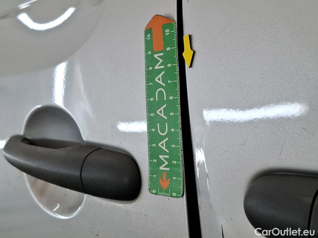  Renault  Kangoo RENAULT  Express VU 4p Fourgonnette Gd Confort Energy dCi 90 EDC #25