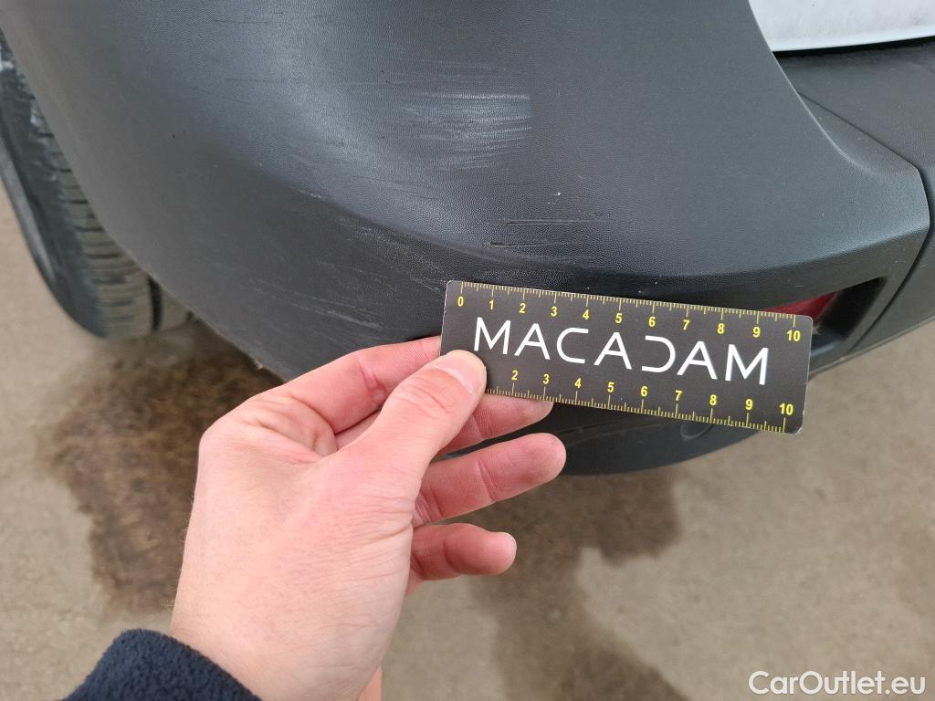  Renault  Kangoo RENAULT  / 2021 / 4P / Fourgonnette GD CONFORT - BLUE DCI 95 #39