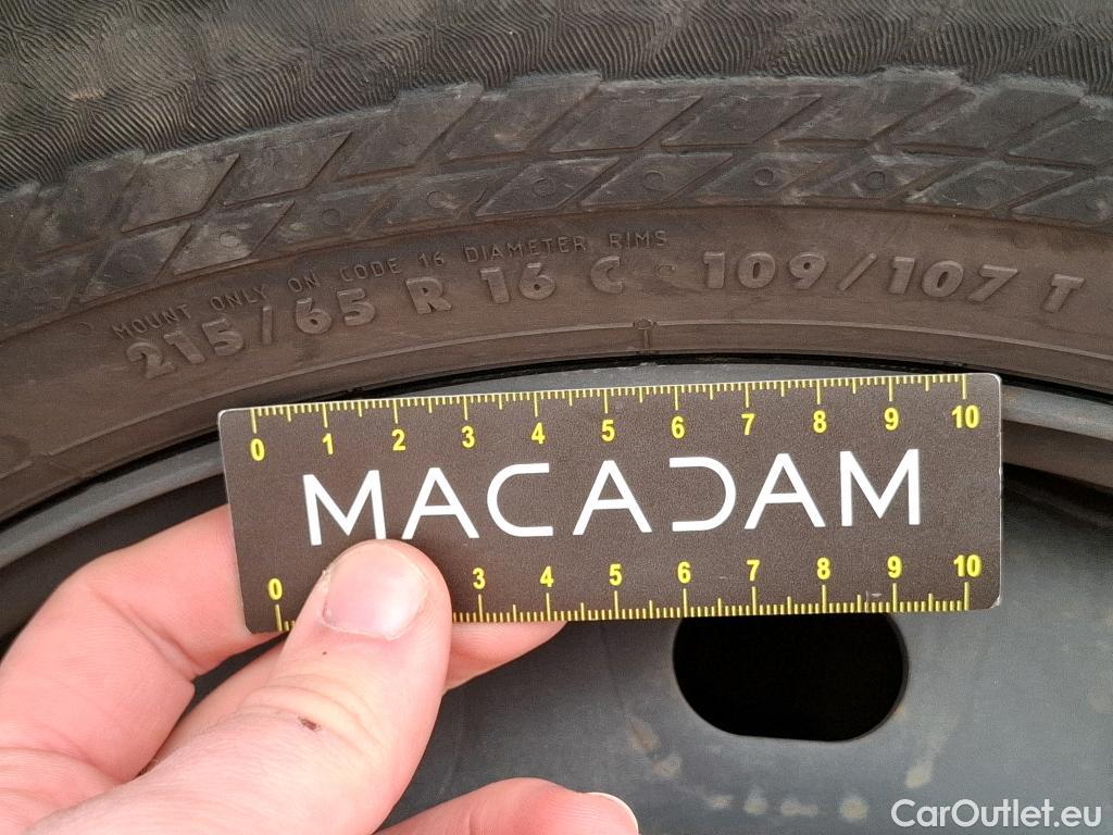  Renault  Trafic RENAULT  / 2021 / 4P / Fourgon tôlé CA CF L1H1 3T Blue dCi 150 #36