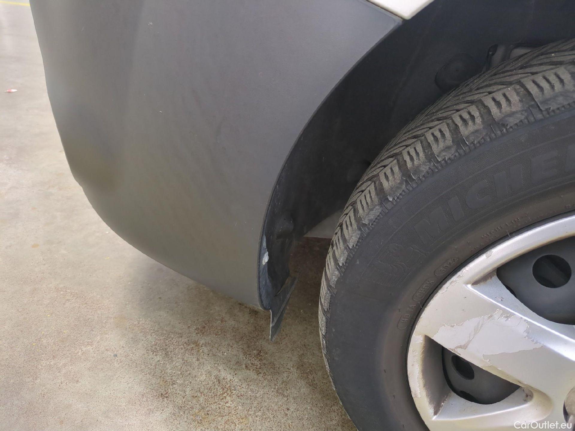  Renault  Kangoo  Express Extra (Série Spéciale) 1.5 dCi 90CV BVM5 E6 #6