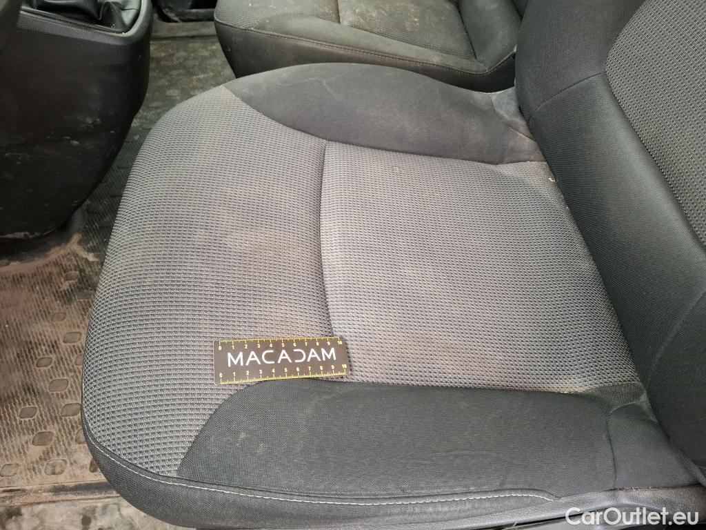  Renault  Trafic RENAULT  / 2021 / 4P / Fourgon tôlé CA CF L1H1 3T Blue dCi 150 #50