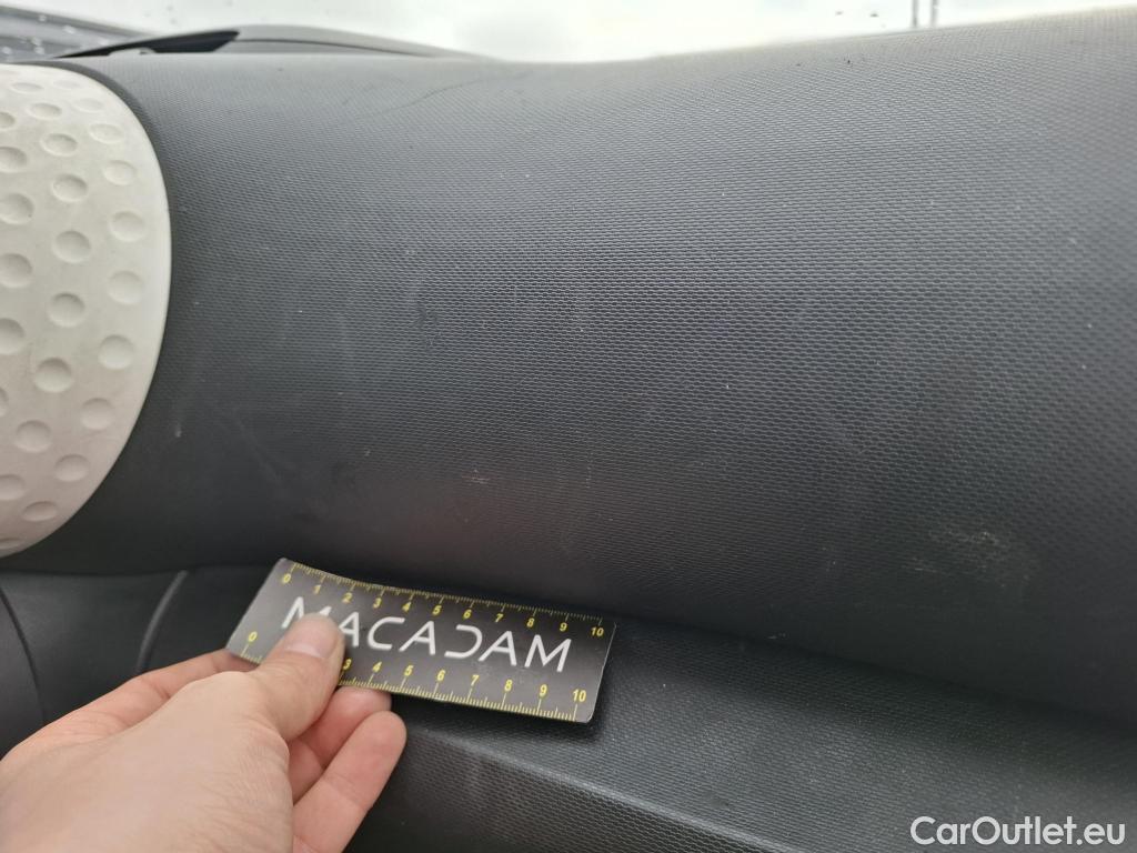  Renault  Twingo RENAULT  5p Berline Zen SCe 75 / TRANSFO VP VF #26