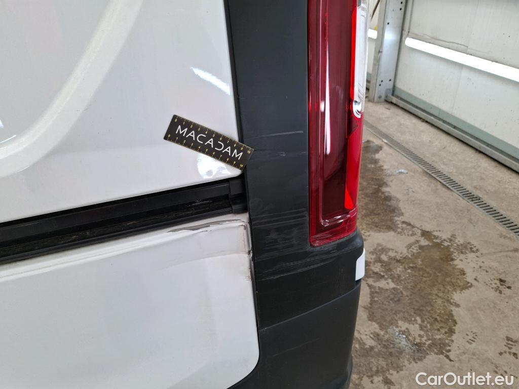  Renault  Trafic RENAULT  / 2021 / 4P / Fourgon tôlé CA CF L1H1 3T Blue dCi 150 #53