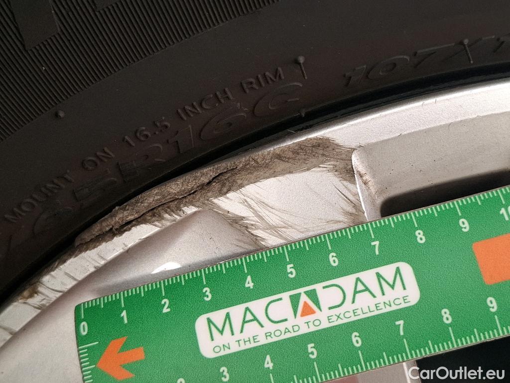  Volkswagen  Transporter VOLKSWAGEN  VU 4p Fourgon 2.0 TDi 150 L2H1 Business Line #17