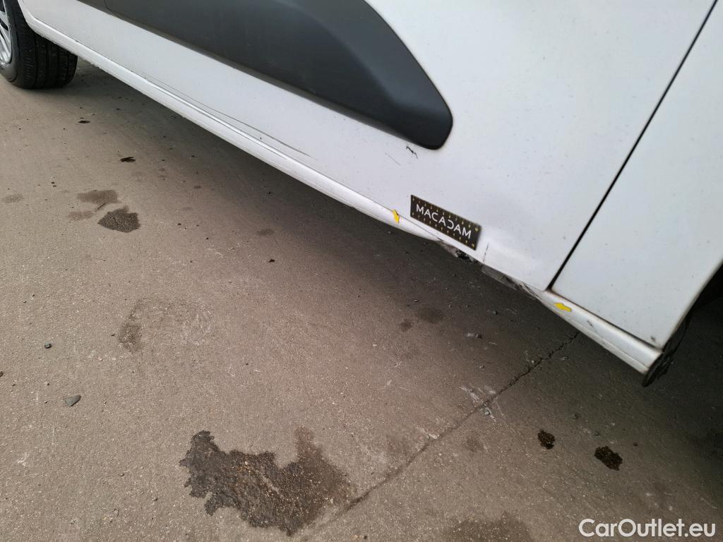  Toyota  Proace TOYOTA  City / 2019 / 4P / Fourgonnette 1.5 Medium 100 D-4D Business #1