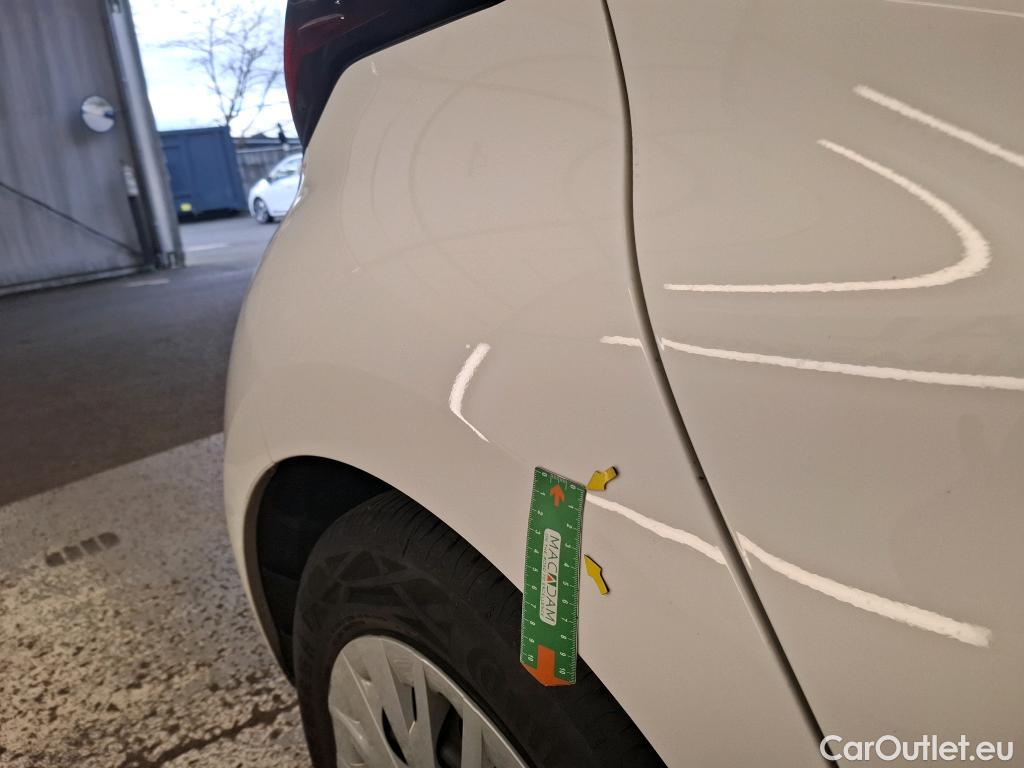  Toyota  Yaris  Hybride Affaires / 2019 / 5P / Berline 1.5 Hybride 116h Dynamic Business #3