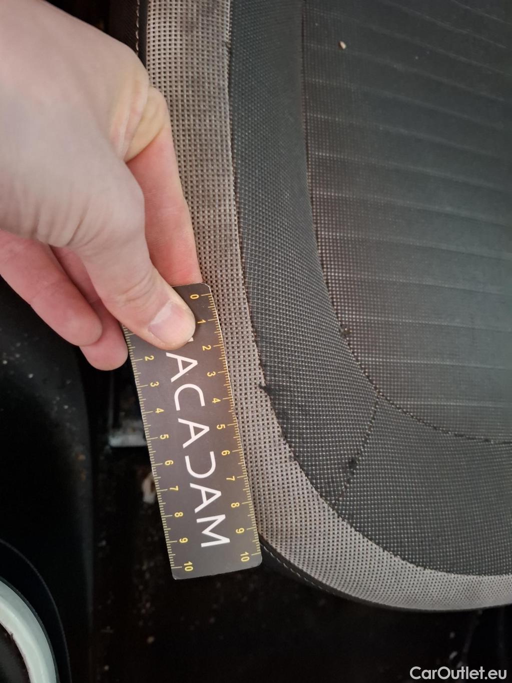  Renault  Twingo RENAULT  5p Berline Zen SCe 75 / TRANSFO VP VF #37