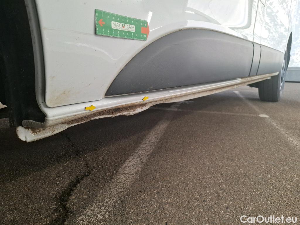  Renault  Trafic RENAULT  / 2021 / 4P / Fourgon tôlé FG CF L1H1 2T8 Blue dCi 130 #8