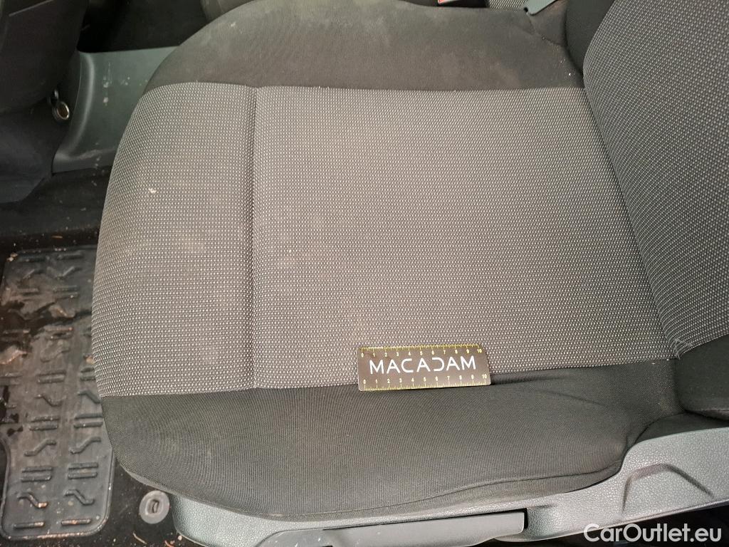  Toyota  Proace TOYOTA  City / 2019 / 4P / Fourgonnette 1.5 Medium 100 D-4D Business #36