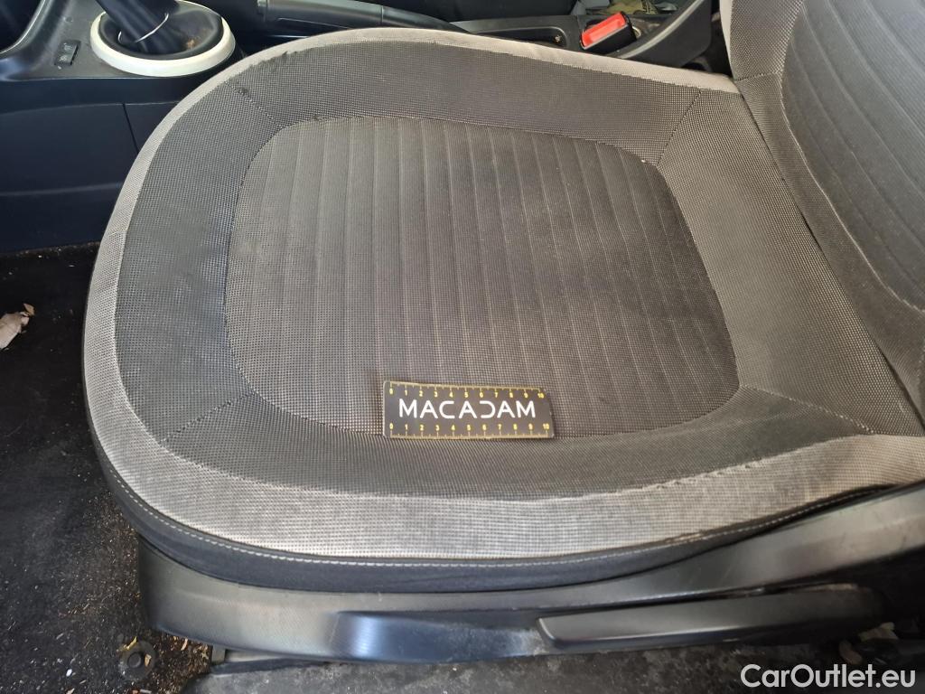  Renault  Twingo RENAULT  5p Berline Zen SCe 75 / TRANSFO VP VF #42