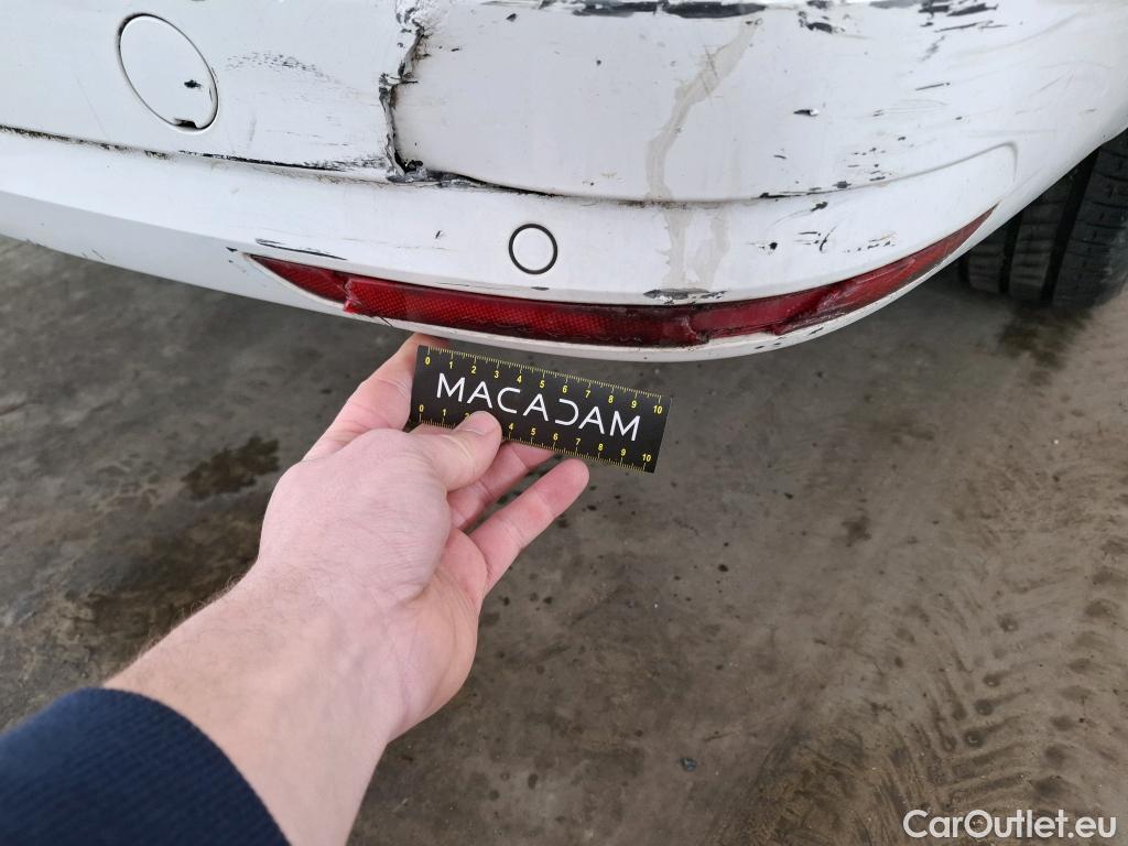  Volkswagen  Caddy VOLKSWAGEN  Maxi Van VU 4p Fourgonnette 2.0 TDI MAXI 150 Business Line Plus #63