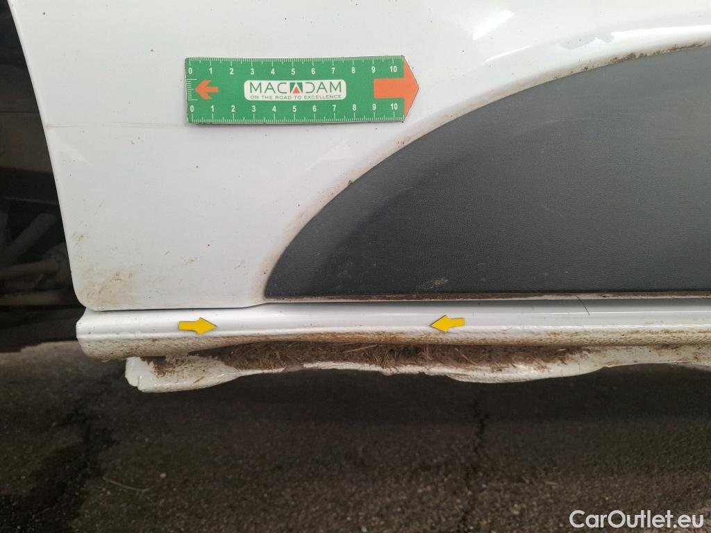  Renault  Trafic RENAULT  / 2021 / 4P / Fourgon tôlé FG CF L1H1 2T8 Blue dCi 130 #9