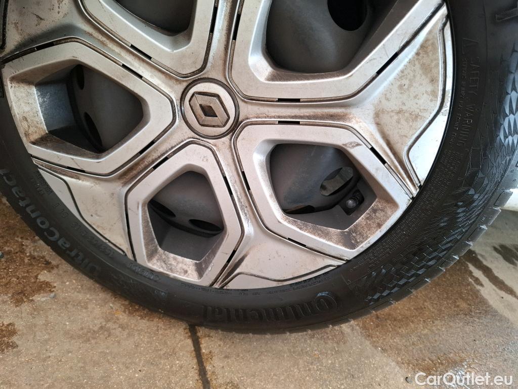  Renault  Twingo RENAULT  5p Berline Zen SCe 75 / TRANSFO VP VF #103